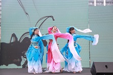 The 3rd International Day: Enthusiasm Burning in the Rain